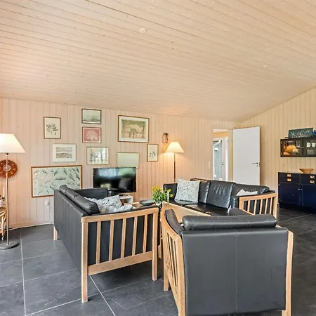 別荘 Trena - 1-2km To The Fjord By Interhome *