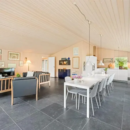 Feriehus Trena - 1-2km To The Fjord By Interhome *