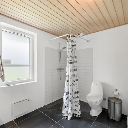 Dom wakacyjny Trena - 1-2km To The Fjord By Interhome