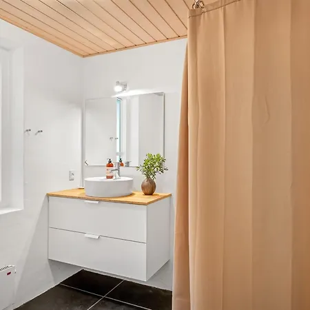 Trena - 1-2km To The Fjord By Interhome